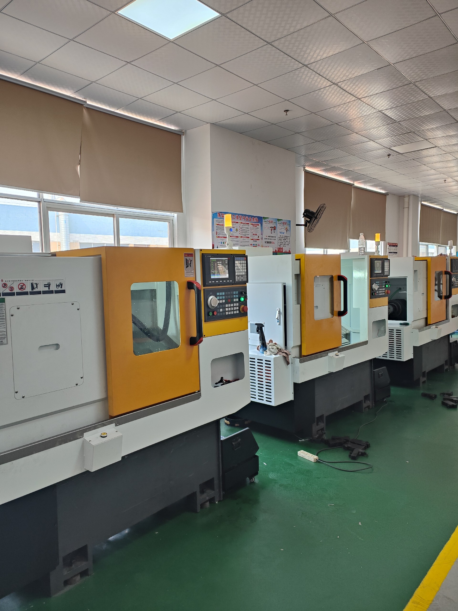 小数控车床58.jpg